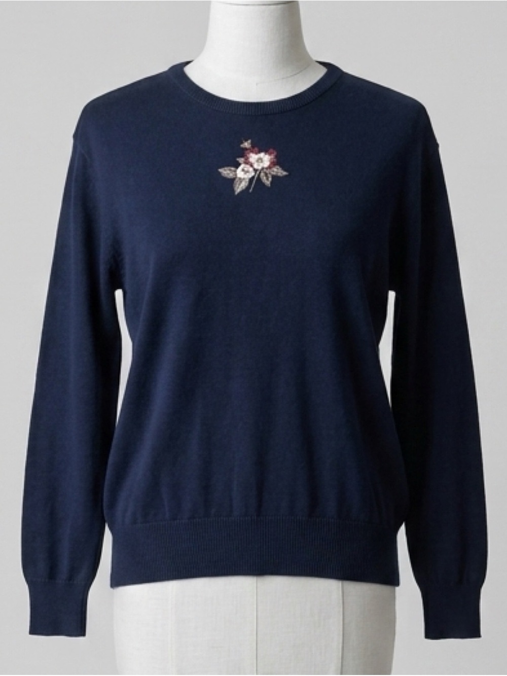 Vintage Southern Lady Navy Blue Floral Embroidered Knit Sweater Pullover Size L